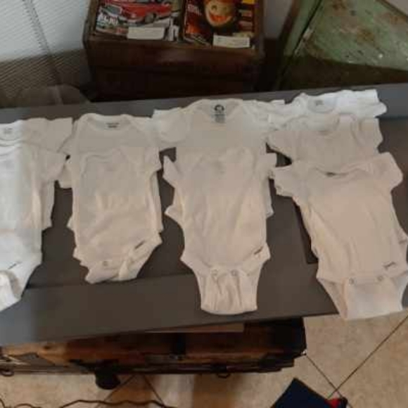 Baby clothes - Picture 4 of 14